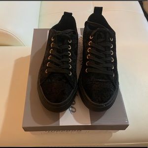Velvet black sneakers